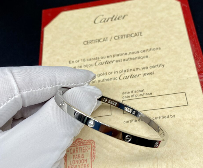 Признаки оригинальных украшений Cartier