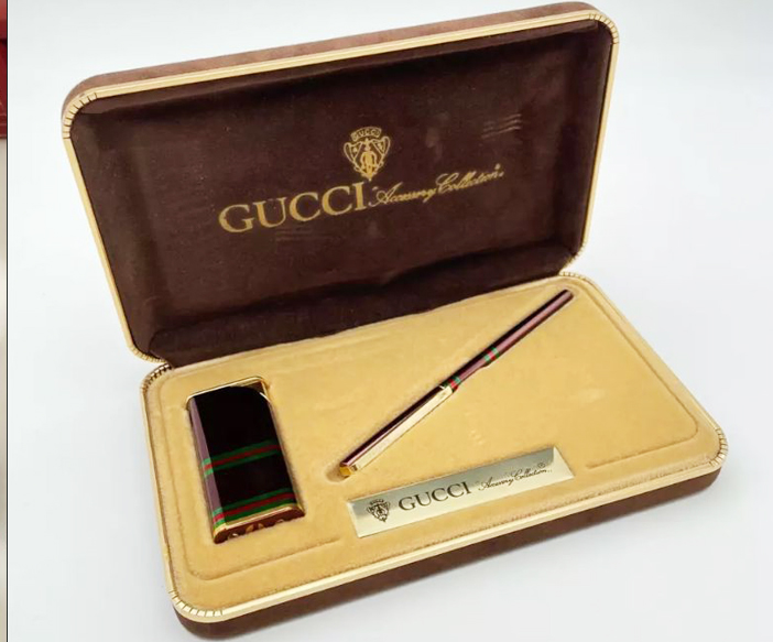 Набор Gucci зажигалка и ручка в подарочной коробке