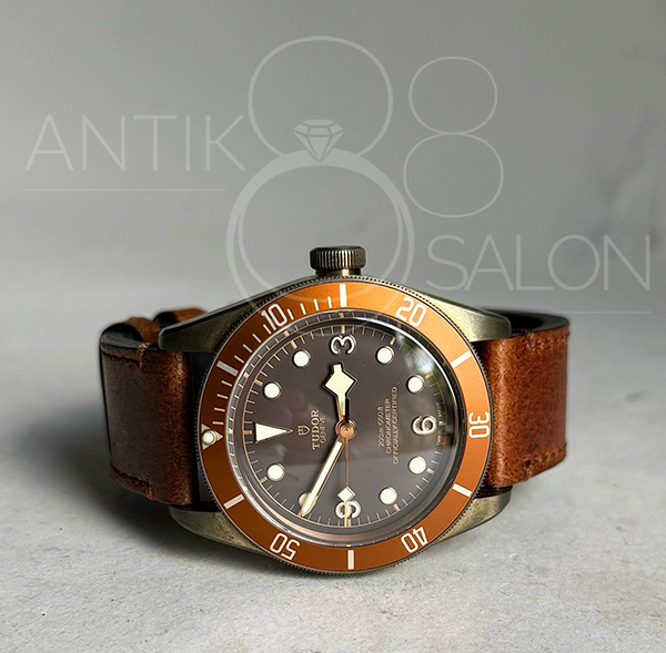 Часы Tudor — выкуп и оценка в Москве