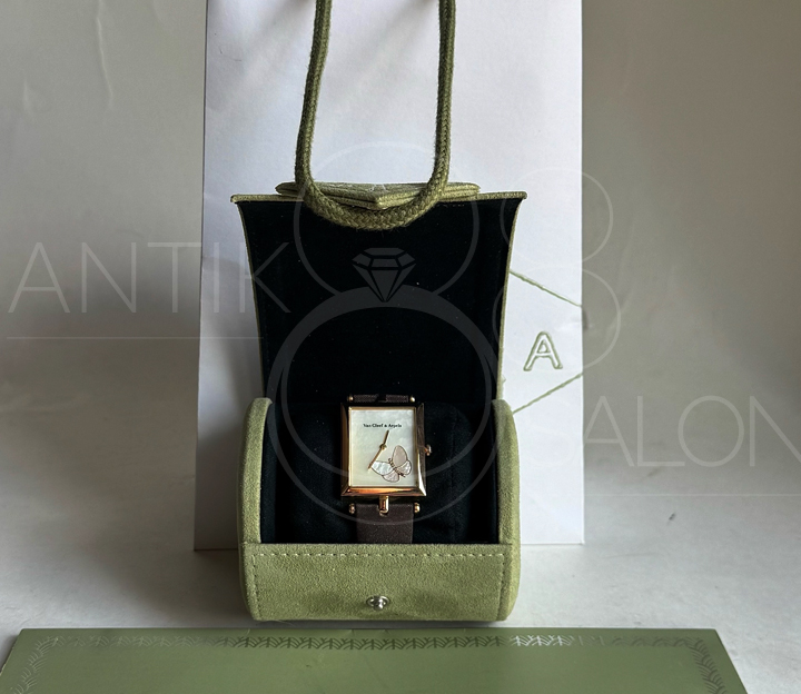 Часы Van Cleef с документами и коробкой